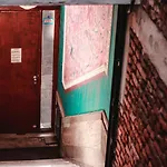 Happy Hostel