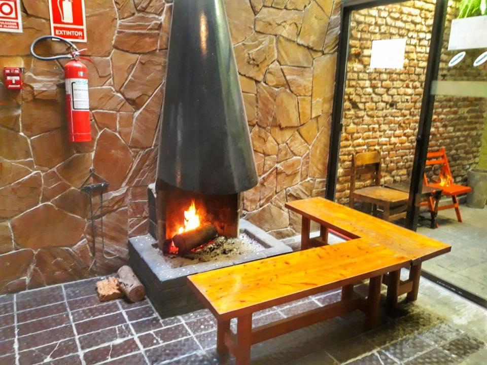 Happy Hostal